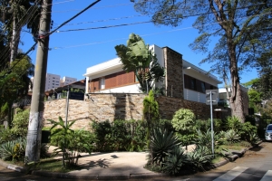 Padrão Jardim Paulista 780m² 05 Dormitórios 05 Suítes 4 Vagas