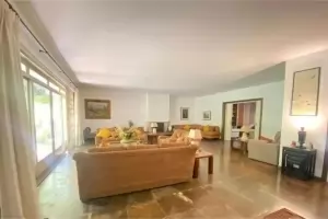 Padrão Jardim Guedala 600m² 05 Dormitórios 04 Suítes 14 Vagas