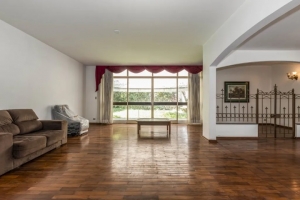 Casa de Vila Vila Madalena 343m² 04 Dormitórios 02 Suítes 6 Vagas