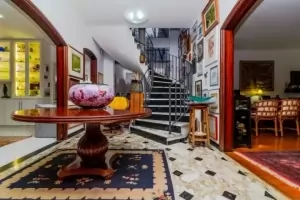 Padrão Jardim Luzitânia 306m² 04 Dormitórios 02 Suítes 6 Vagas