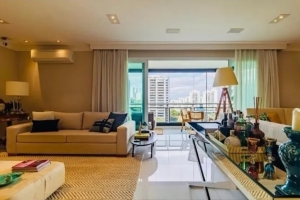 Condominio da Chacara Santa Helena Santo Amaro 350m² 04 Dormitórios 04 Suítes 3 Vagas