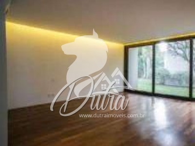 Casa Jardim Europa 700m² 3 Suítes 4 Vagas