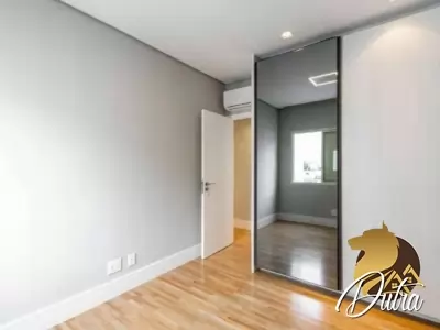 Condomínio Príncipe de Navarra Indianópolis 212m² 03 Dormitórios 03 Suítes 3 Vagas