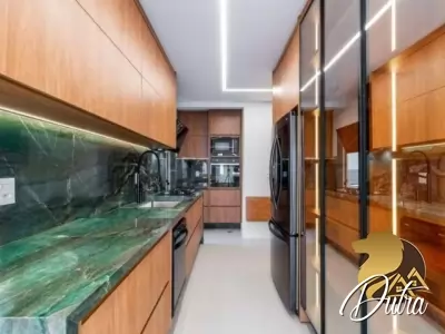 Condomínio Príncipe de Navarra Indianópolis 212m² 03 Dormitórios 03 Suítes 3 Vagas