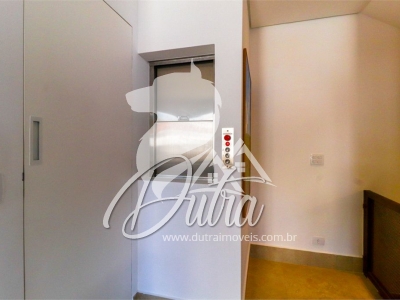 Casa de Vila Vila Nova Conceição 270m² 04 Dormitórios 03 Suítes 3 Vagas