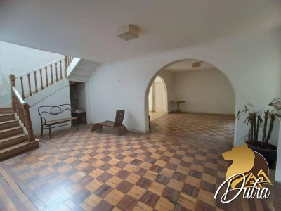 Padrão Jardim Paulista 300m² 03 Dormitórios 01 Suítes 3 Vagas