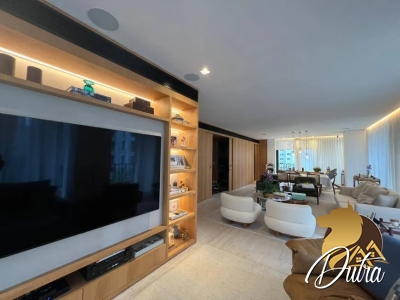 Edifício Leopoldo 1201 Itaim Bibi 269m² 04 Dormitórios 04 Suítes 4 Vagas