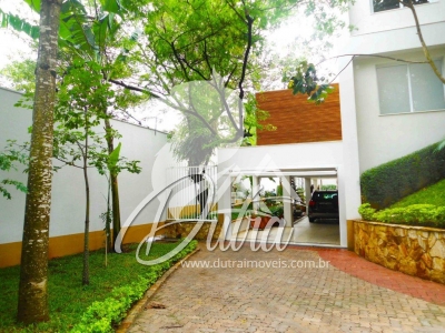 Casa Condomínio Fechado Jardim Petrópolis 600 m² 04 Dormitórios 04 Suítes 06 Vagas