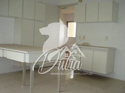 Praia de Ondina Alto de Pinheiros 136m² 03 Dormitórios 01 Suítes 1 Vagas