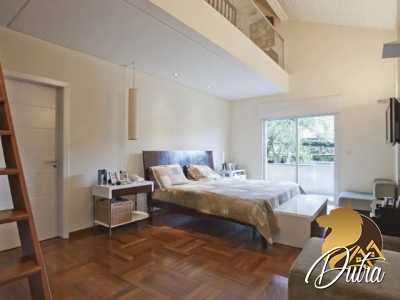 Casa de Vila Perdizes 520m² 04 Dormitórios 04 Suítes 3 Vagas