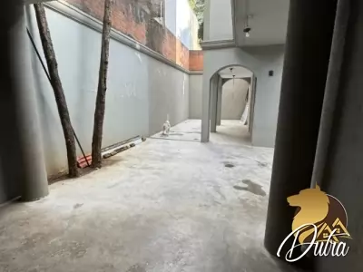 Padrão Jardim Europa 240m² 04 Dormitórios 02 Suítes 3 Vagas