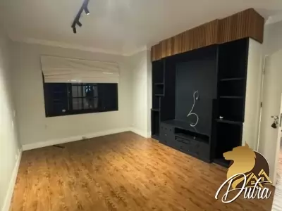 Padrão Jardim Europa 240m² 04 Dormitórios 02 Suítes 3 Vagas