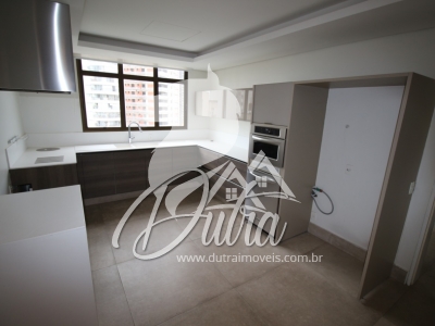 Saint Charbel Moema Pássaros 834m² Cobertura Duplex 5 Suítes 4 Vagas