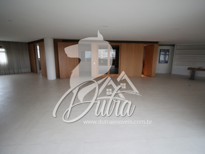 Saint Charbel Moema Pássaros 834m² Cobertura Duplex 5 Suítes 4 Vagas