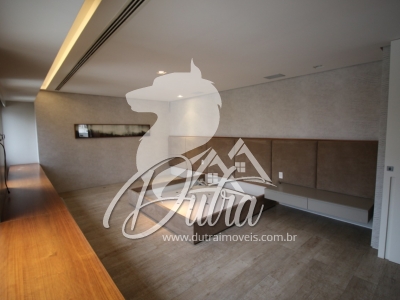 Saint Charbel Moema Pássaros 834m² Cobertura Duplex 5 Suítes 4 Vagas