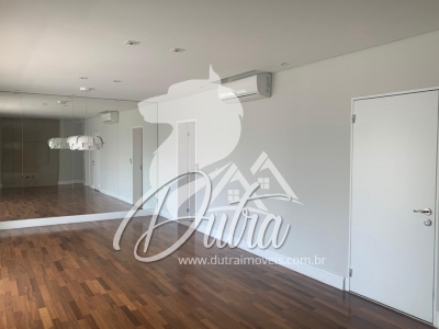 Benedito Lapin Itaim Bibi 157m² 03 Dormitórios 03 Suítes 3 Vagas