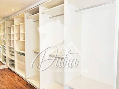 Padrão Brooklin 480m² 05 Dormitórios 03 Suítes 4 Vagas