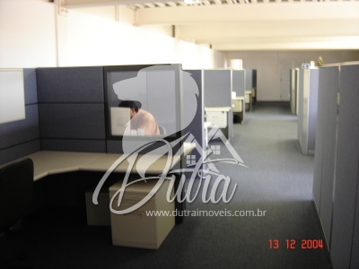 Prédio Inteiro Barra Funda 1015m² 13 Vagas