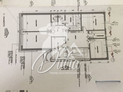 Padrão Vila Nova Conceição 400m² 02 Dormitórios 4 Vagas