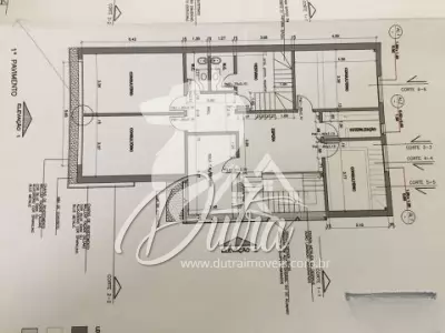 Padrão Vila Nova Conceição 400m² 02 Dormitórios 4 Vagas