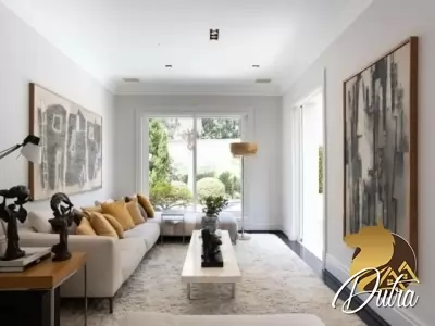 Sobrado Jardim Europa 330m² 03 Dormitórios 03 Suítes 6 Vagas