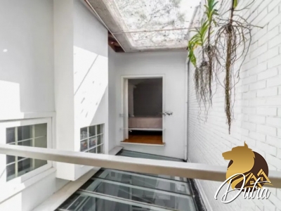 Padrão Jardim Europa 300m² 03 Dormitórios 02 Suítes 3 Vagas