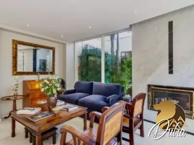 Padrão Jardim Europa 300m² 03 Dormitórios 02 Suítes 3 Vagas