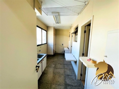 Maria Silvia Moema 170m² 03 Dormitórios 01 Suítes 2 Vagas