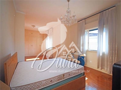 Padrão Jardim Europa 523m² 06 Dormitórios 03 Suítes 8 Vagas