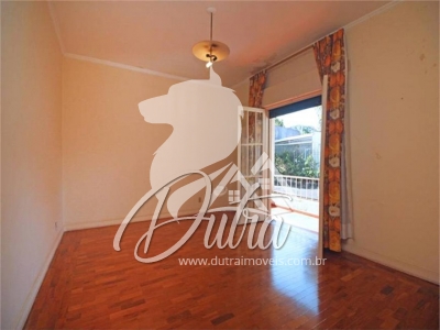 Padrão Jardim Europa 523m² 06 Dormitórios 03 Suítes 8 Vagas