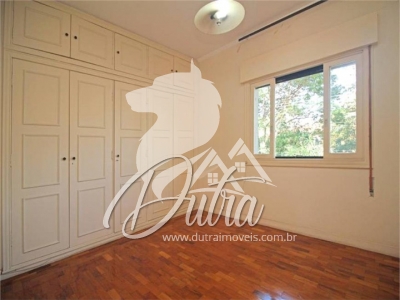 Padrão Jardim Europa 523m² 06 Dormitórios 03 Suítes 8 Vagas