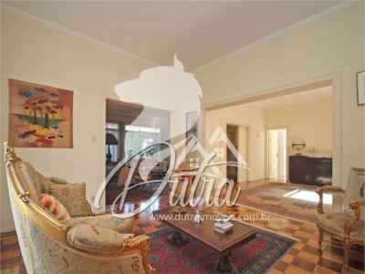 Padrão Jardim Europa 523m² 06 Dormitórios 03 Suítes 8 Vagas