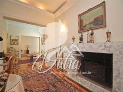 Padrão Jardim Europa 523m² 06 Dormitórios 03 Suítes 8 Vagas