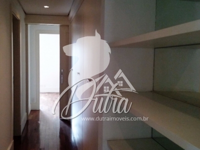 Lindemberg Gironda Jardim Paulista 229m² 3 Suítes 4 Vagas