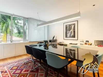 Padrão Jardim Paulista 1460m² 05 Dormitórios 05 Suítes 10 Vagas