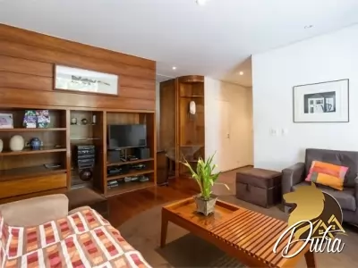 Sobrado Alto de Pinheiros 215m² 03 Dormitórios 01 Suítes 2 Vagas