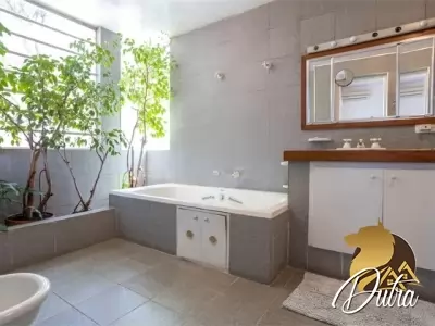 Sobrado Alto de Pinheiros 215m² 03 Dormitórios 01 Suítes 2 Vagas