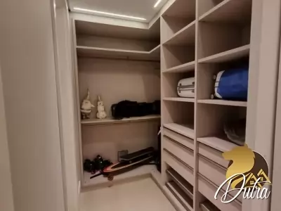 Padrão Jardim Europa 415m² 04 Dormitórios 04 Suítes 3 Vagas