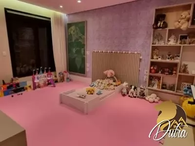 Padrão Jardim Europa 415m² 04 Dormitórios 04 Suítes 3 Vagas