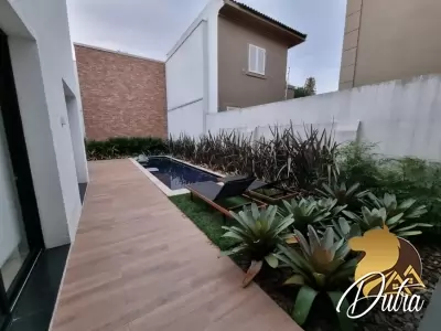 Padrão Jardim Europa 415m² 04 Dormitórios 04 Suítes 3 Vagas