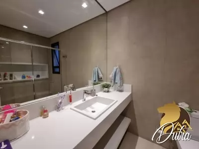 Padrão Jardim Europa 415m² 04 Dormitórios 04 Suítes 3 Vagas