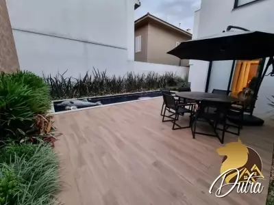 Padrão Jardim Europa 415m² 04 Dormitórios 04 Suítes 3 Vagas