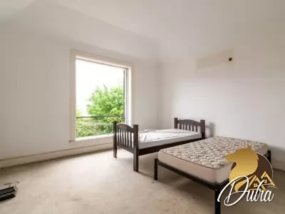 Padrão Jardim Everest 956m² 05 Dormitórios 05 Suítes 5 Vagas