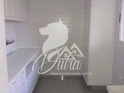 Padrão Jardim Luzitania 740m² 04 Dormitórios 04 Suítes 8 Vagas