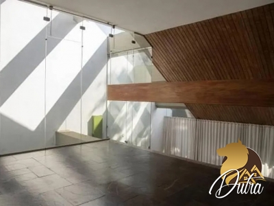 Casa Comercial Indianópolis 200m² 04 Dormitórios 1 Vagas