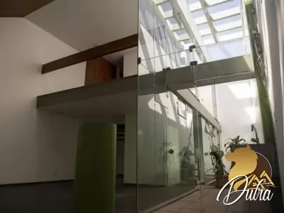 Casa Comercial Indianópolis 200m² 04 Dormitórios 1 Vagas