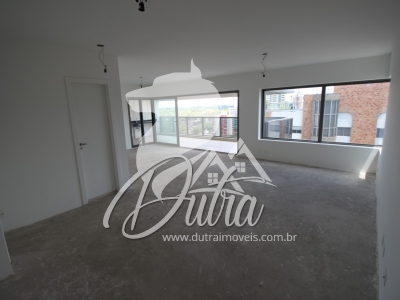 Authentique Campo Belo 192 m²  3 suítes 4 vagas Andar alto