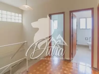 Sobrado Indianópolis 196m² 03 Dormitórios 01 Suítes 3 Vagas