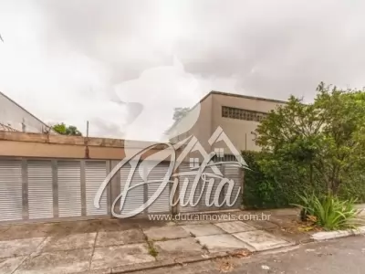 Sobrado Indianópolis 196m² 03 Dormitórios 01 Suítes 3 Vagas