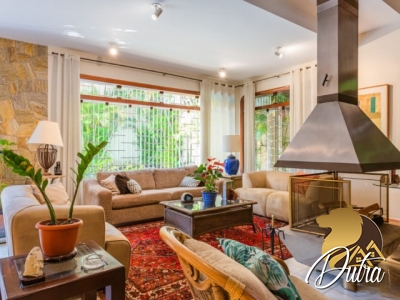 Padrão Alto de Pinheiros 423m² 04 Dormitórios 04 Suítes 4 Vagas